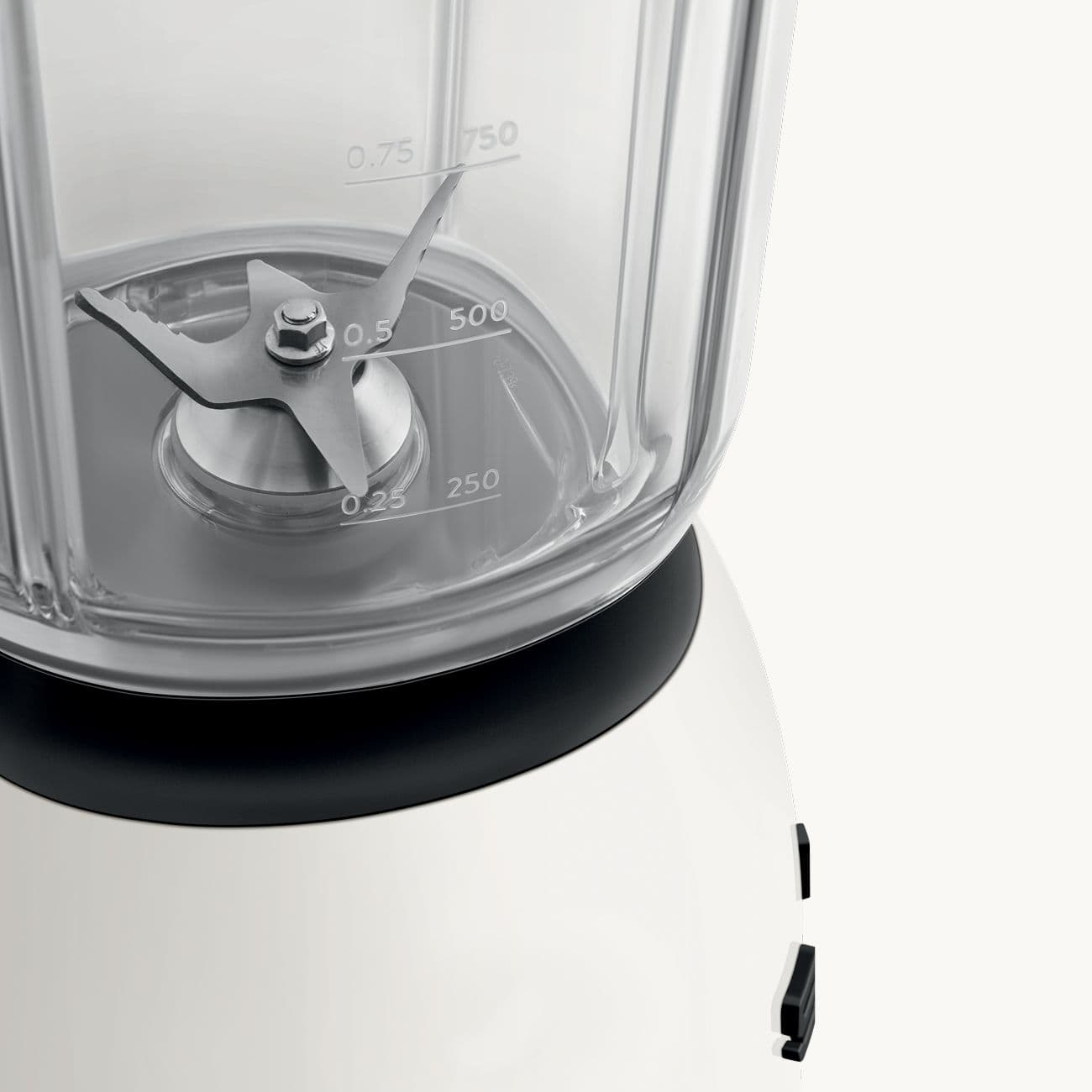 Standmixer BLF03 | Carrara White Porsche x SMEG - Thumbnail 3
